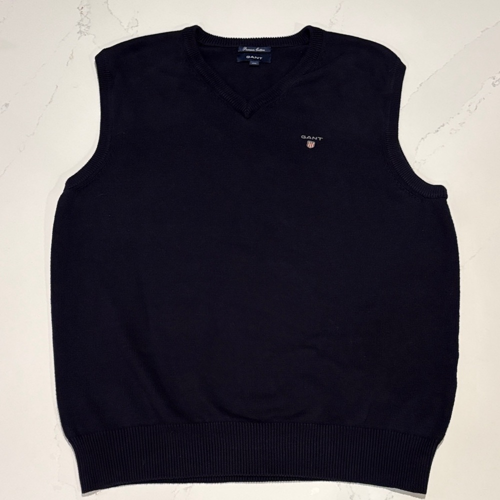 GANT Dark Navy Blue V-Neck Premium Cotton Sweater Vest Size 2XL (note)